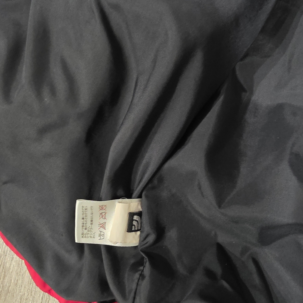 The North Face Kids Red and Black Jacket - Picture 6 of 12
